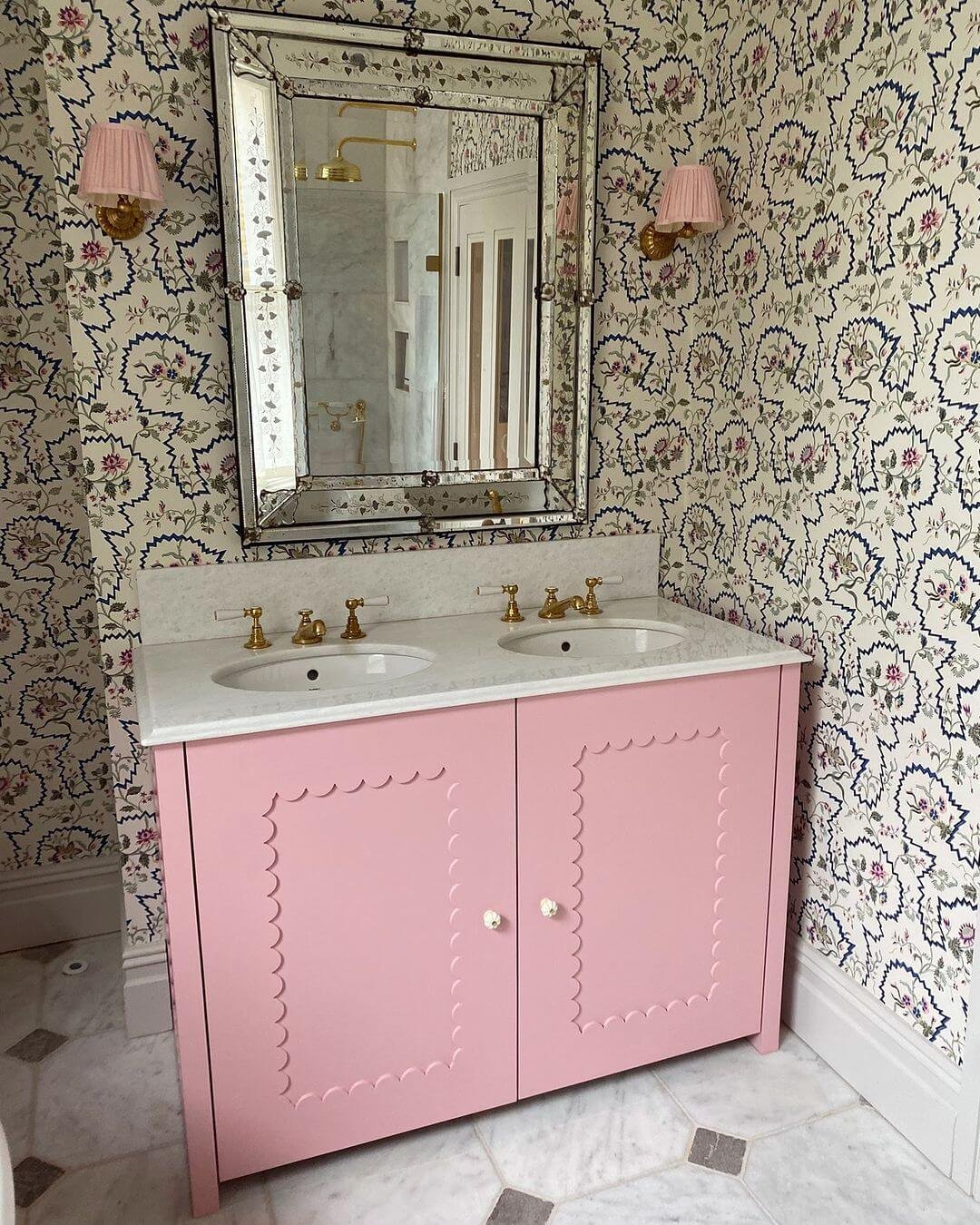 33 Pink Bathrooms That Prove You Can Pull It Off In Style (Photos) – Modern Home Inspired