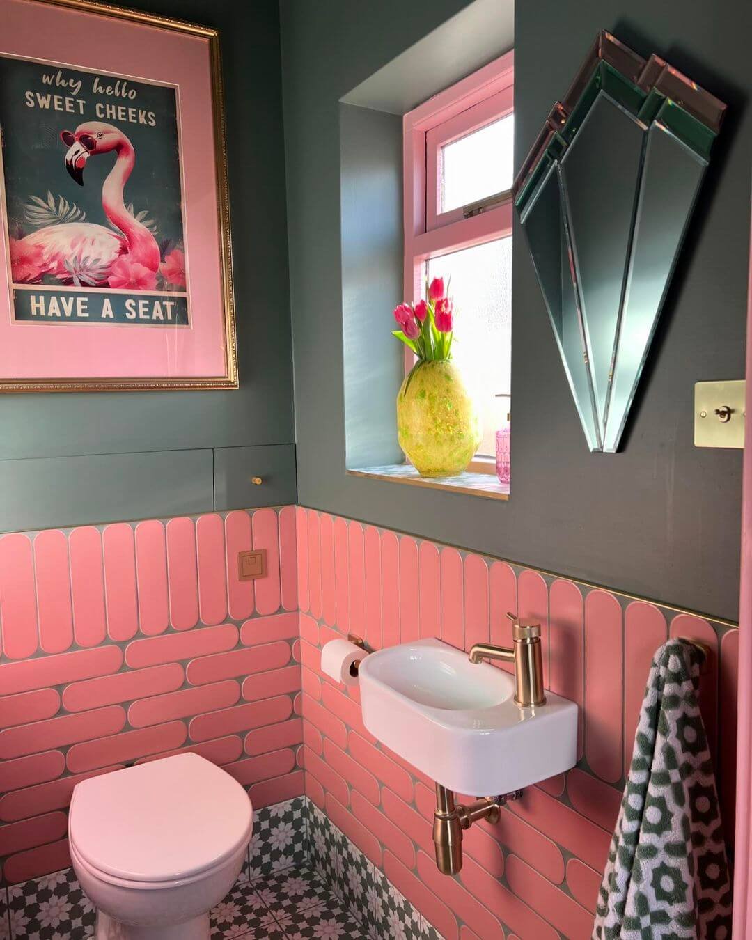 33 Pink Bathrooms That Prove You Can Pull It Off In Style (Photos ...