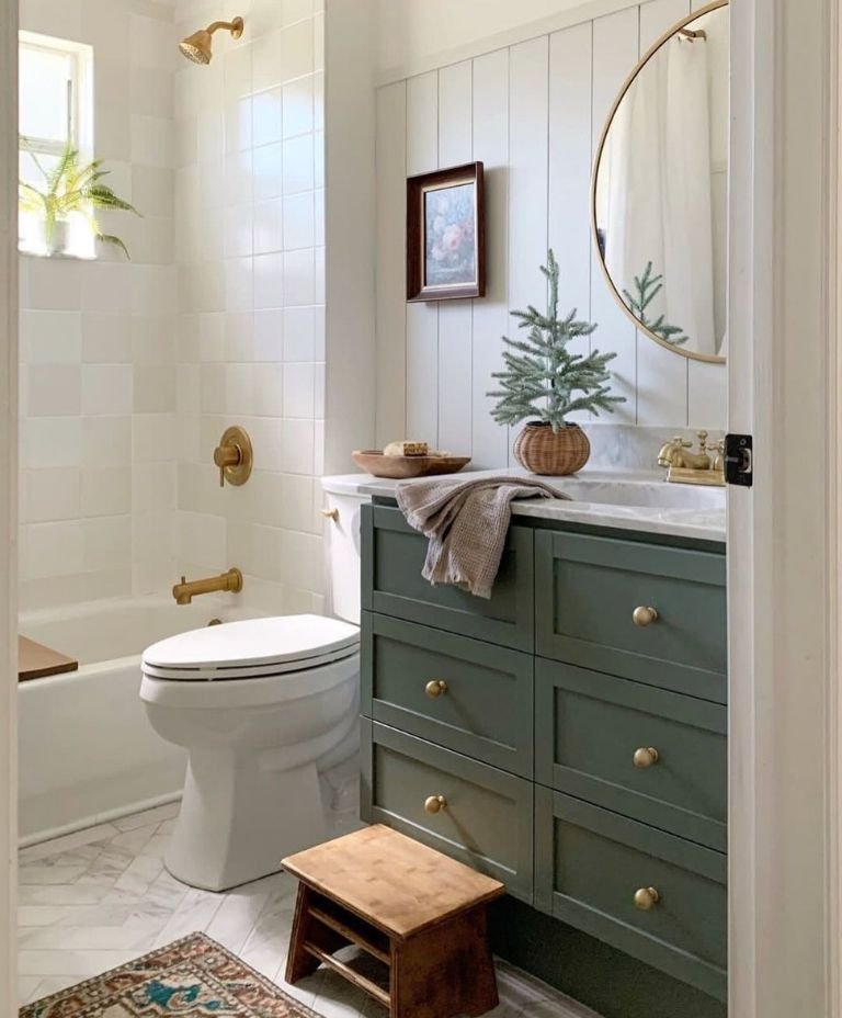 21 Small Bathroom Vanity Ideas Interior Designers Love (Photos ...