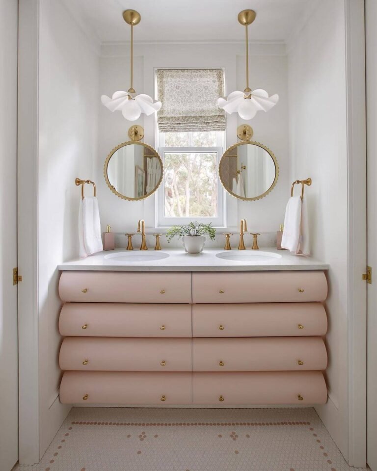 33 Pink Bathrooms That Prove You Can Pull It Off In Style (Photos) – Modern Home Inspired
