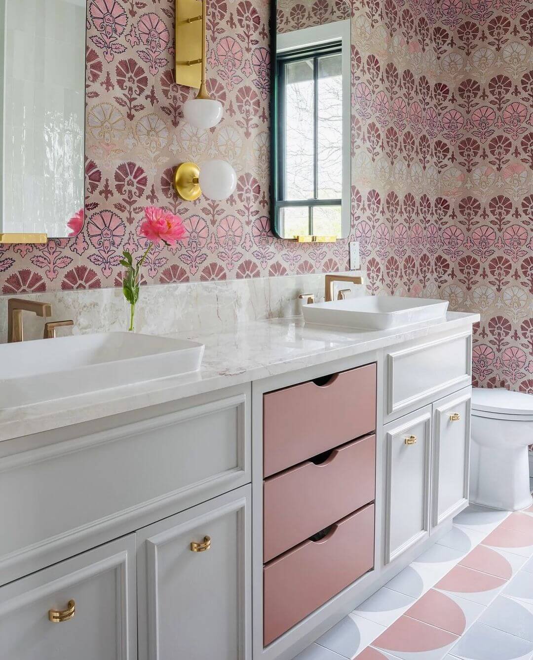 33 Pink Bathrooms That Prove You Can Pull It Off In Style (Photos ...