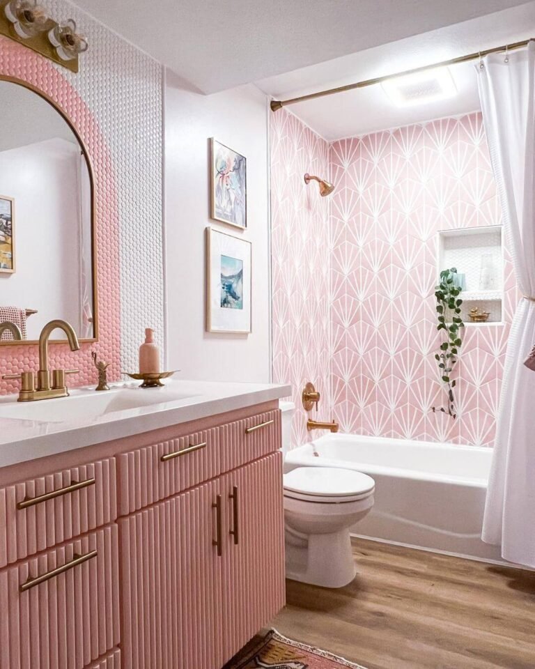 33 Pink Bathrooms That Prove You Can Pull It Off In Style (Photos ...