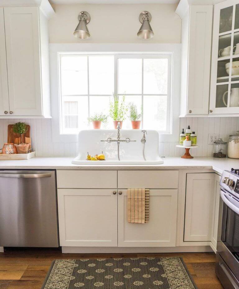 27 Stunning Farmhouse Sink Ideas For The Modern Kitchen (Photos ...